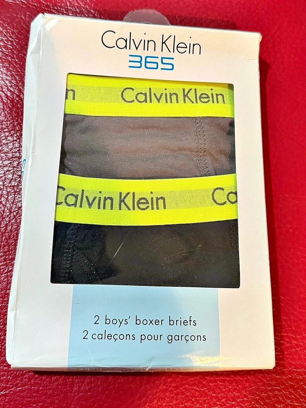 Calvin Klein 365 NWT boys boxers XS